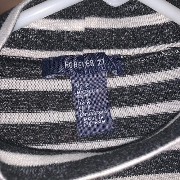 Black and White Mock Neck Long Sleeve Shirt - Picture 2 of 2